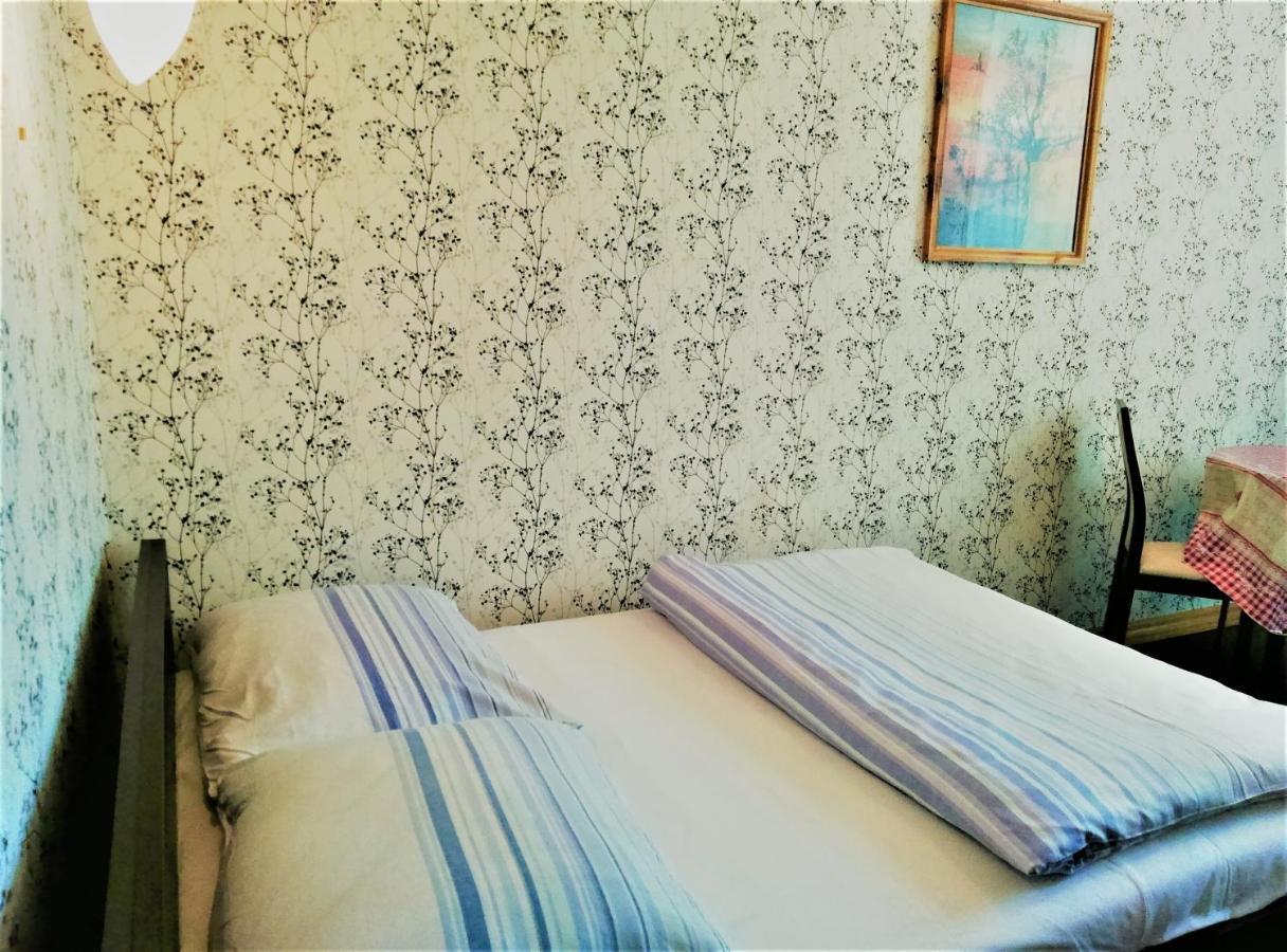 Dom Goscinny Ela Hostal *