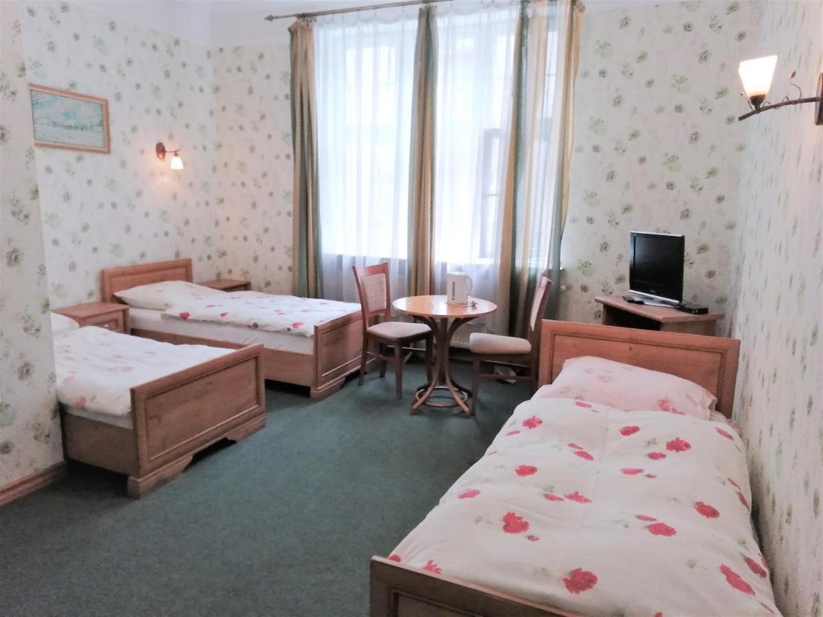 Hostal Dom Goscinny Ela *